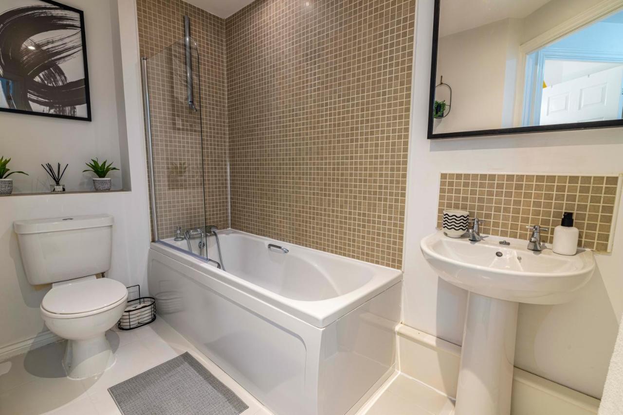 Fantastic Apartment, Short Distance From City Centre, Free Parking Nottingham Kültér fotó